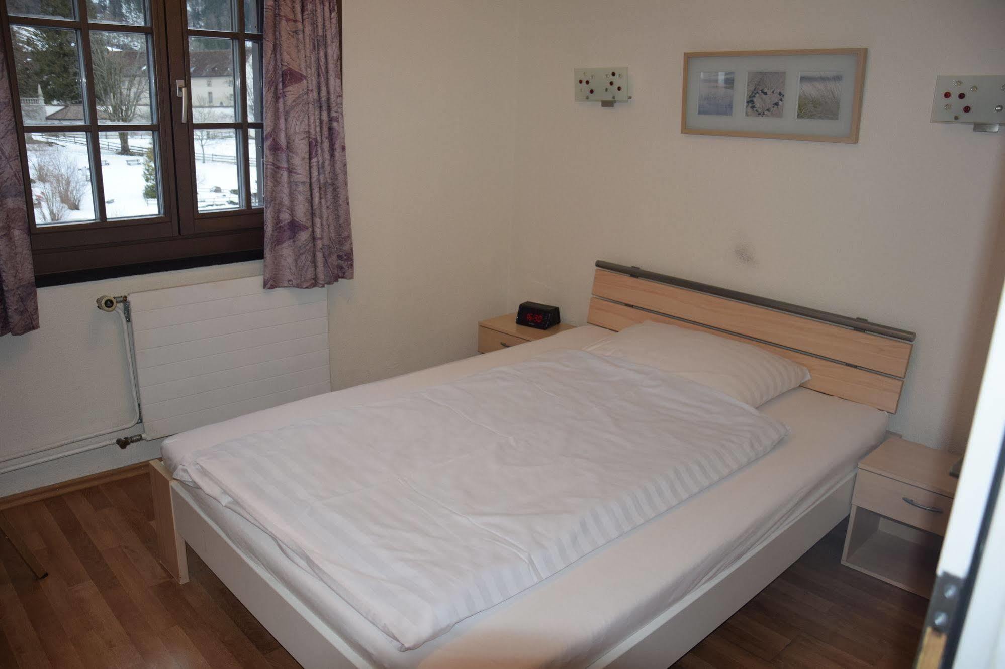 Hotel Sonne Einsiedeln Eksteriør billede