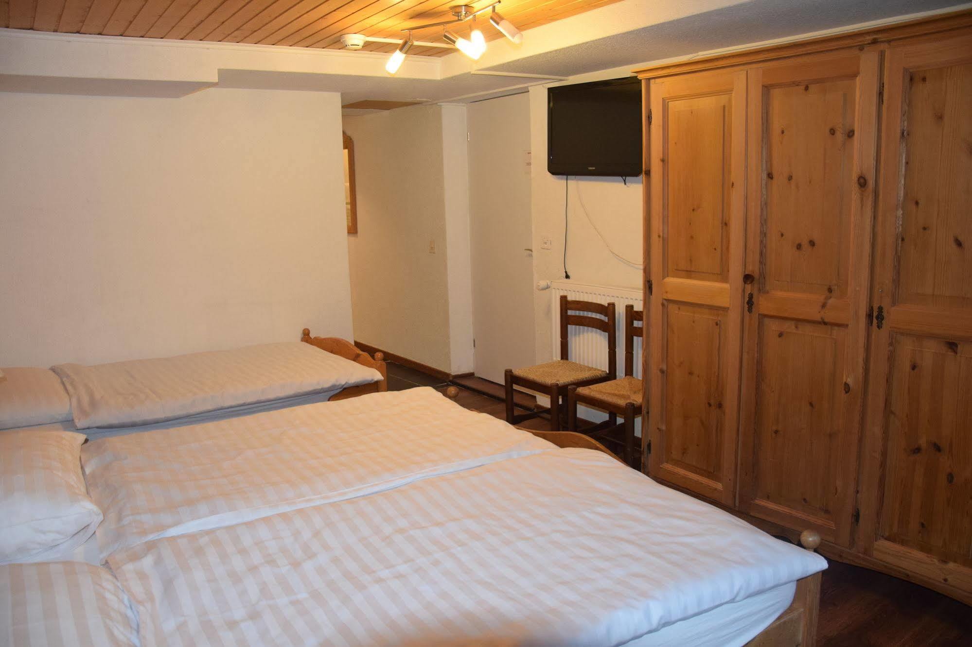 Hotel Sonne Einsiedeln Eksteriør billede