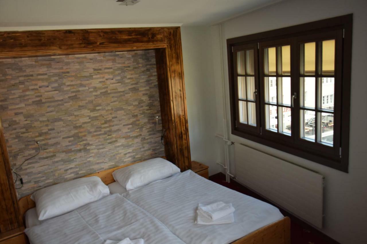 Hotel Sonne Einsiedeln Eksteriør billede