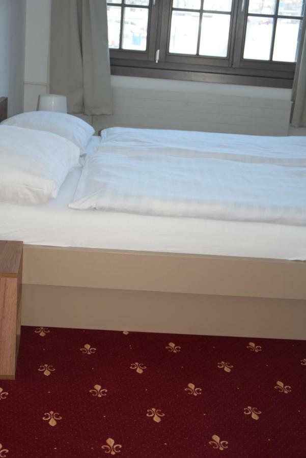 Hotel Sonne Einsiedeln Eksteriør billede